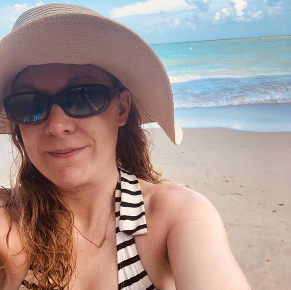 Meet your Posher, Kimberly - Picture 1 of 1